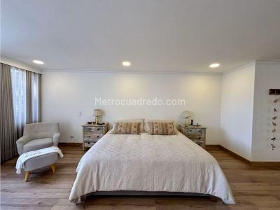Apartamento de 4 alcobas en venta en El Poblado, Medellín, 398 m² · foto 12 de 19