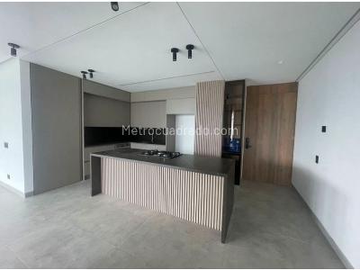 Apartamento de 3 alcobas en venta en El Campestre Poblado, Medellín, 218 m² · foto 4 de 16