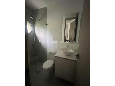 Apartamento de 3 alcobas en venta en El Campestre Poblado, Medellín, 218 m² · foto 14 de 16