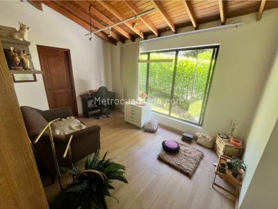 Casa de 3 alcobas en venta en El Poblado, Medellín, 315 m² · foto 13 de 20
