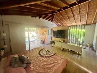 Casa de 3 alcobas en venta en El Poblado, Medellín, 315 m² · foto 15 de 20