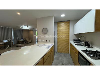 Apartaestudio en venta en El Poblado, Medellín, 88 m² · foto 4 de 19