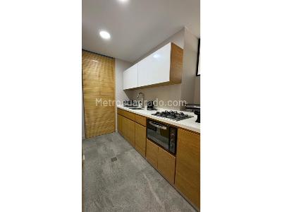 Apartaestudio en venta en El Poblado, Medellín, 88 m² · foto 6 de 19