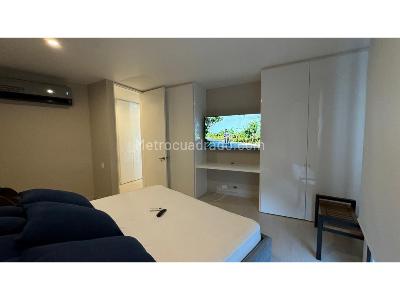 Apartaestudio en venta en El Poblado, Medellín, 88 m² · foto 11 de 19