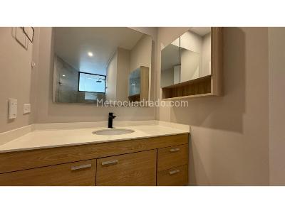 Apartaestudio en venta en El Poblado, Medellín, 88 m² · foto 16 de 19