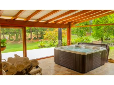 Casa de 4 alcobas en venta en Llanogrande, Rionegro, 500 m² · foto 2 de 20