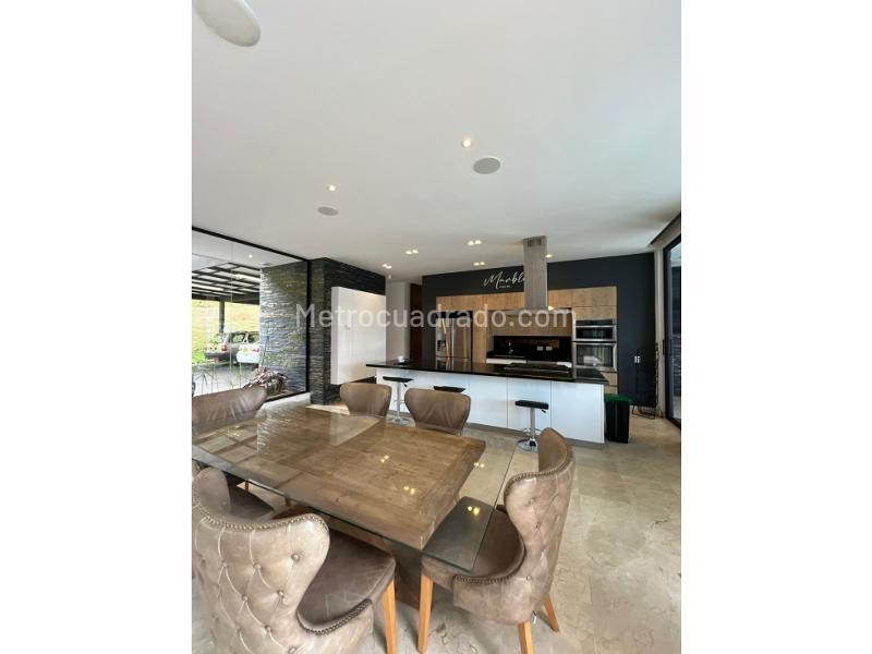 Exclusive 5BR Luxury House in La Calera - 3