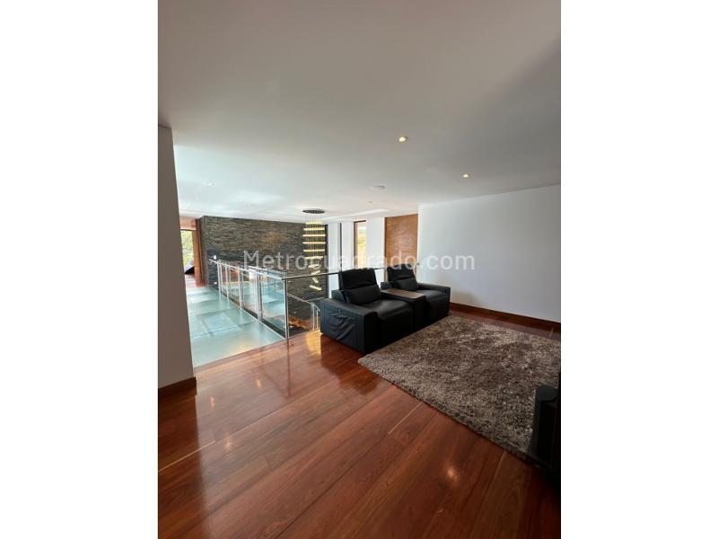 Exclusive 5BR Luxury House in La Calera - 7