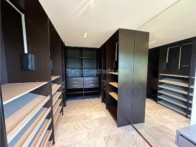Apartamento en venta en San Lucas Poblado, Medellín · foto 14 de 20