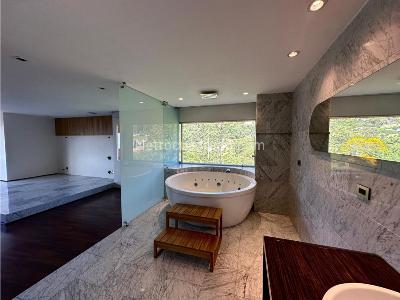 Apartamento en venta en San Lucas Poblado, Medellín · foto 16 de 20