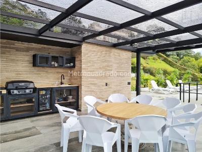 Casa de 4 alcobas en venta en Los Balsos, Medellín, 600 m² · foto 3 de 20