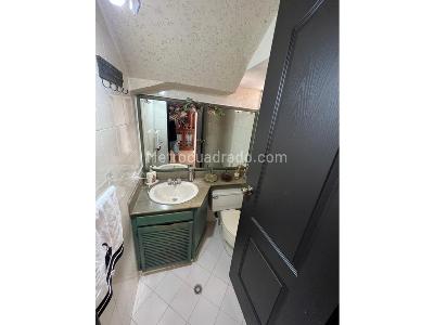 Apartamento en venta en Laureles, Medellín · foto 6 de 13
