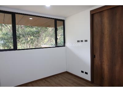 Apartamento de 2 alcobas en venta en El Poblado, Medellín, 100 m² · foto 10 de 20