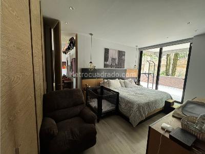 Apartamento de 3 alcobas en venta en Los Balsos Poblado, Medellín, 161 m² · foto 5 de 14