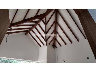 Casa de 3 alcobas en venta en Loma Del Escobero, Envigado, 400 m² · foto 7 de 20
