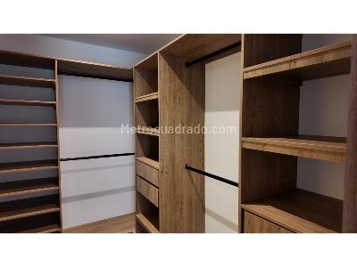 Casa de 3 alcobas en venta en Loma Del Escobero, Envigado, 400 m² · foto 15 de 20