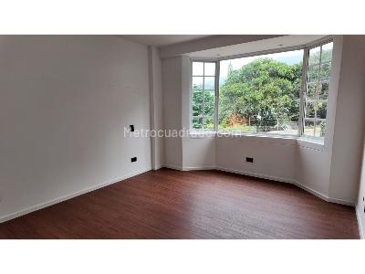 Casa de 3 alcobas en venta en Loma Del Escobero, Envigado, 400 m² · foto 16 de 20