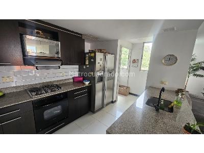 Apartamento en venta en Loma Del Indio, Medellín · foto 2 de 6