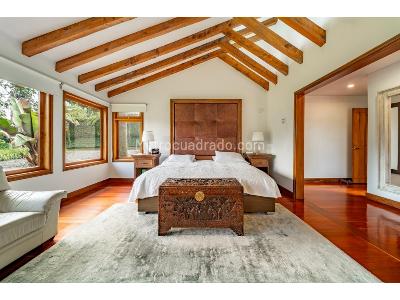 Casa de 4 alcobas en venta en Alto Las Palmas, Envigado, 467 m² · foto 3 de 17
