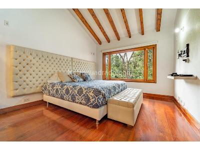 Casa de 4 alcobas en venta en Alto Las Palmas, Envigado, 467 m² · foto 5 de 17