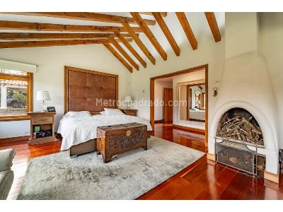 Casa de 4 alcobas en venta en Alto Las Palmas, Envigado, 467 m² · foto 10 de 17