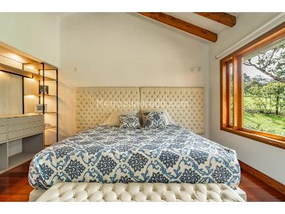 Casa de 4 alcobas en venta en Alto Las Palmas, Envigado, 467 m² · foto 12 de 17