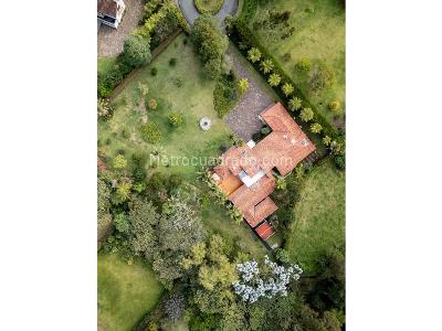Casa de 4 alcobas en venta en Alto Las Palmas, Envigado, 467 m² · foto 15 de 17
