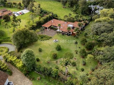 Casa de 4 alcobas en venta en Alto Las Palmas, Envigado, 467 m² · foto 17 de 17
