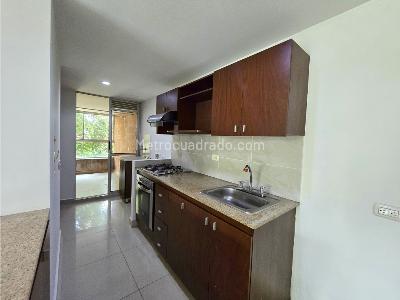 Apartamento en venta en Loma Del Esmeraldal, Envigado · foto 3 de 10