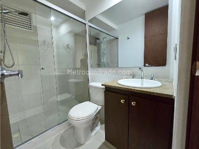 Apartamento en venta en Loma Del Esmeraldal, Envigado · foto 9 de 10