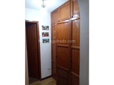 Apartamento en venta en Pinares, Pereira · foto 8 de 12