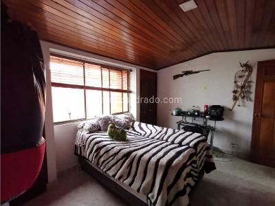 Casa en venta en Pinares, Pereira · foto 9 de 18