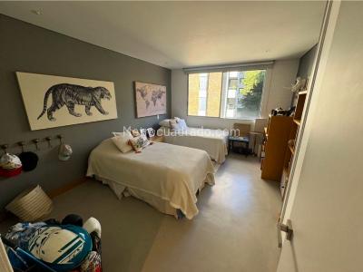 Apartamento de 3 alcobas en venta en Los Balsos, Medellín, 207 m² · foto 7 de 15