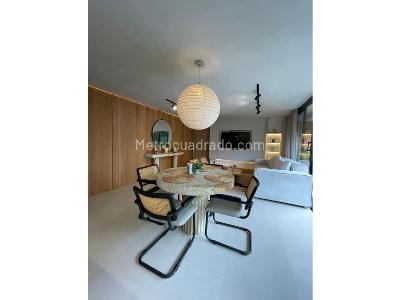 Apartamento de 2 alcobas en venta en El Poblado, Medellín, 97 m² · foto 3 de 20