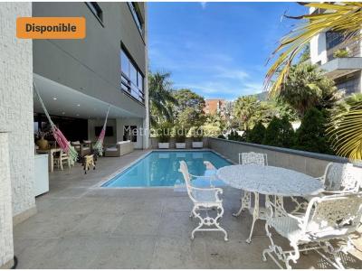 Apartamento de 5 alcobas en venta en Loma Los Gonzales Poblado, Medellín, 477 m² · foto 9 de 20