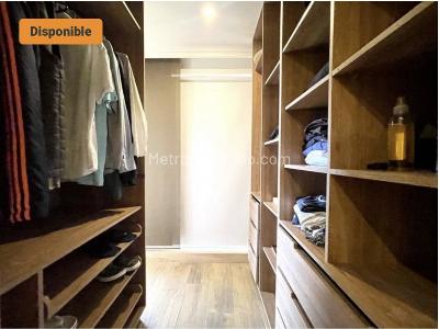 Apartamento de 5 alcobas en venta en Loma Los Gonzales Poblado, Medellín, 477 m² · foto 17 de 20