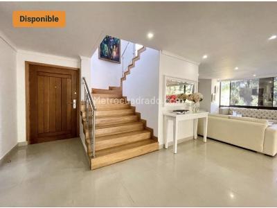 Apartamento de 5 alcobas en venta en Loma Los Gonzales Poblado, Medellín, 477 m² · foto 19 de 20