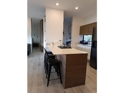 Apartamento de 2 alcobas en venta en El Poblado, Medellín, 110 m² · foto 4 de 16
