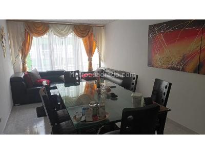 Apartamento en venta en Pinares, Pereira · foto 2 de 14