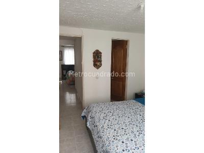 Apartamento en venta en Pinares, Pereira · foto 5 de 14