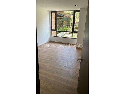 Apartamento de 3 alcobas en venta en Altos Del Poblado, Medellín, 112 m² · foto 3 de 11
