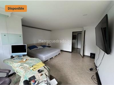 Apartamento en venta en El Poblado, Medellín · foto 7 de 20