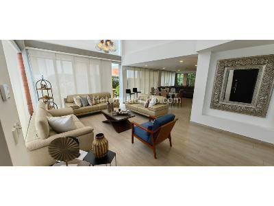 Casa de 4 alcobas en venta en San Remo, Sabaneta, 697 m² · foto 12 de 20