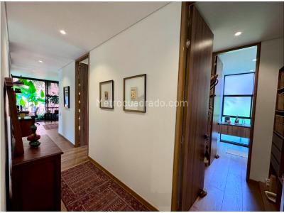 Apartamento de 3 alcobas en venta en El Poblado, Medellín, 250 m² · foto 5 de 18