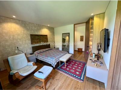 Apartamento de 3 alcobas en venta en El Poblado, Medellín, 250 m² · foto 6 de 18