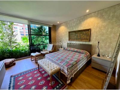 Apartamento de 3 alcobas en venta en El Poblado, Medellín, 250 m² · foto 15 de 18