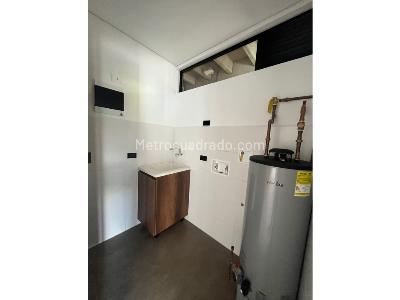 Apartamento de 2 alcobas en venta en El Poblado, Medellín, 100 m² · foto 9 de 9