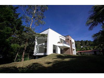 Casa de 4 alcobas en venta en Alto Las Palmas, Envigado · foto 2 de 20