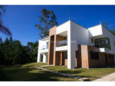 Casa de 4 alcobas en venta en Alto Las Palmas, Envigado · foto 4 de 20