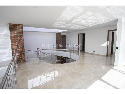 Casa de 4 alcobas en venta en Alto Las Palmas, Envigado · foto 15 de 20